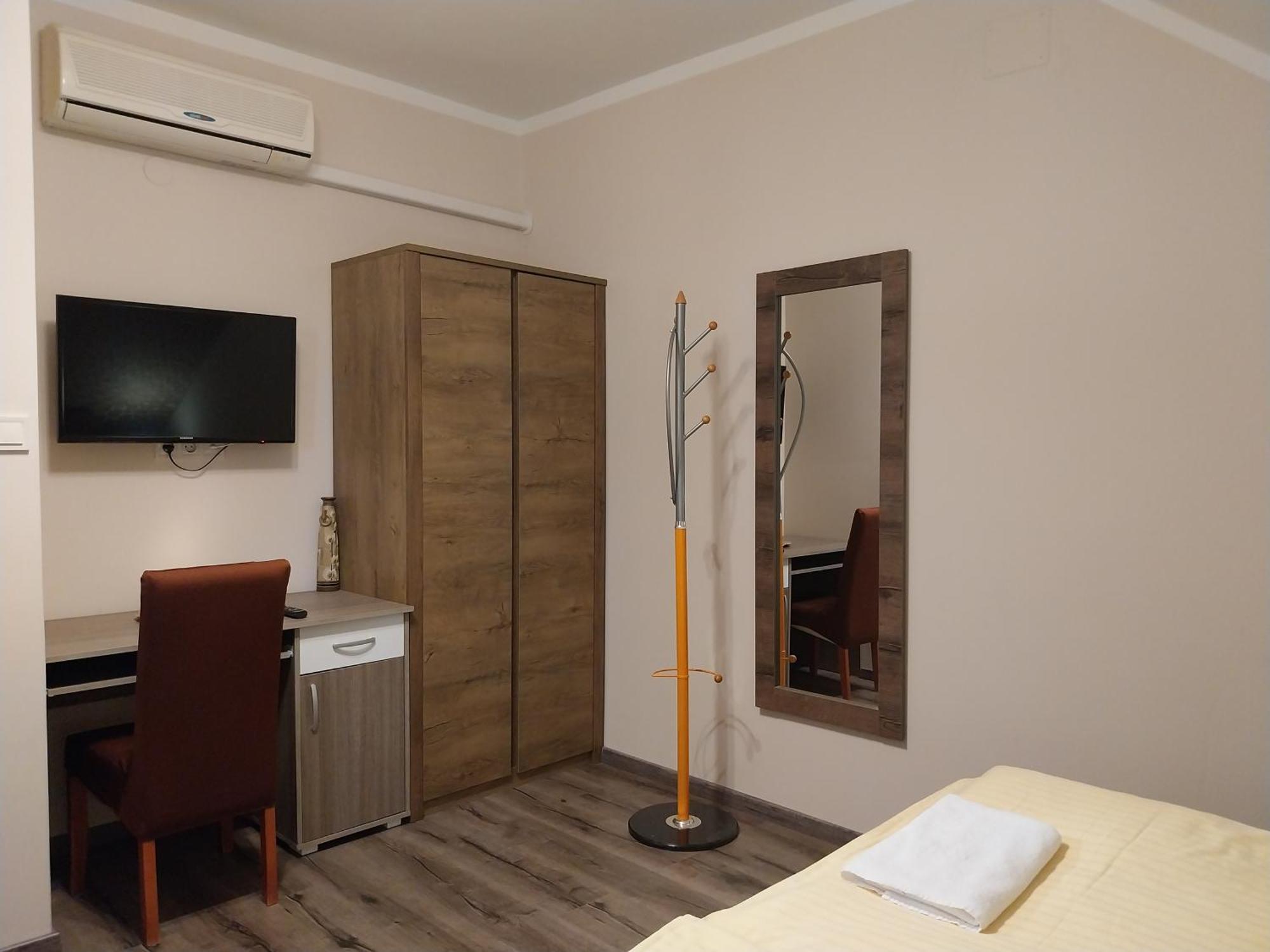 Fenyves Vendeghaz - Siofok Apartment Exterior photo